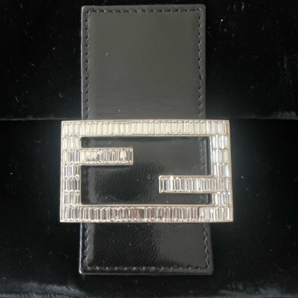 Black Fendi Velvet Baguette Bag from 1997. (Never worn and brand new). - Picture 2 of 2
